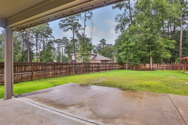 2514 S Colosseum Court, New Caney, TX 77357