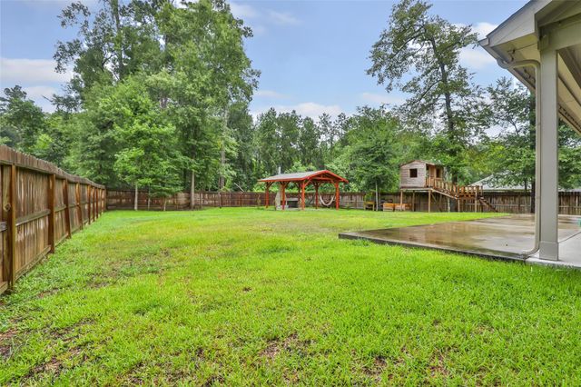 2514 S Colosseum Court, New Caney, TX 77357