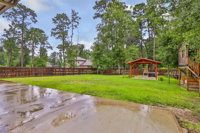 2514 S Colosseum Court, New Caney, TX 77357