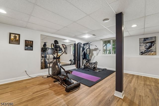 76 Schindler Way, Fairfield Twp., NJ 07004