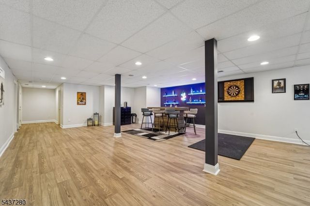 76 Schindler Way, Fairfield Twp., NJ 07004