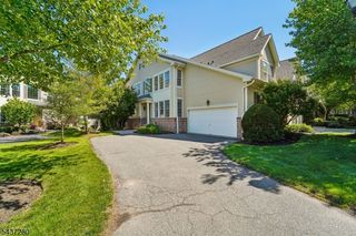 76 Schindler Way, Fairfield Twp., NJ 07004