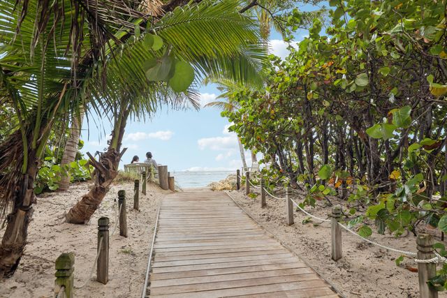 3406 Robbins Road, Pompano Beach, FL 33062