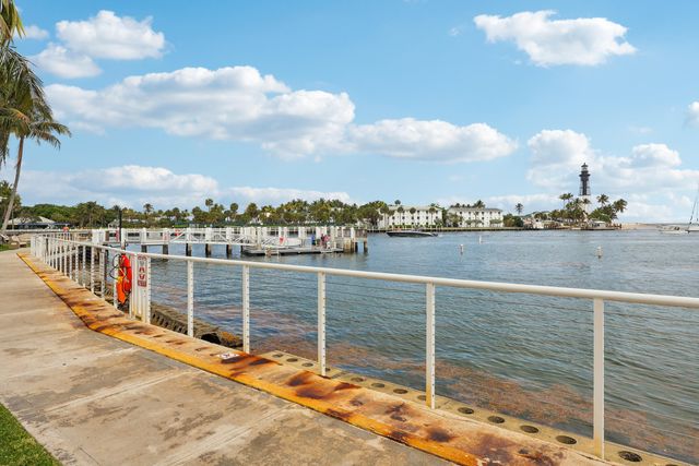 3406 Robbins Road, Pompano Beach, FL 33062