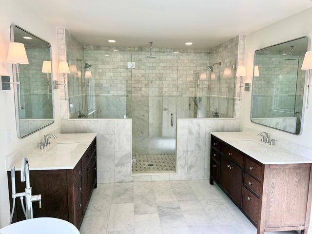 7807 Dee Street, Madeira, OH 45243
