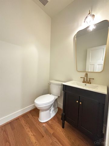 7807 Dee Street, Madeira, OH 45243