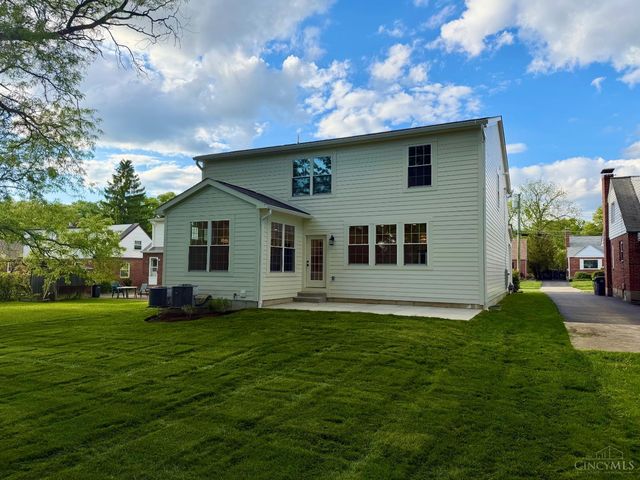 7807 Dee Street, Madeira, OH 45243