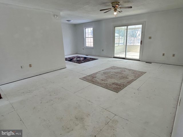 119 BUCHANNAN DR, Stephens City, VA 22655