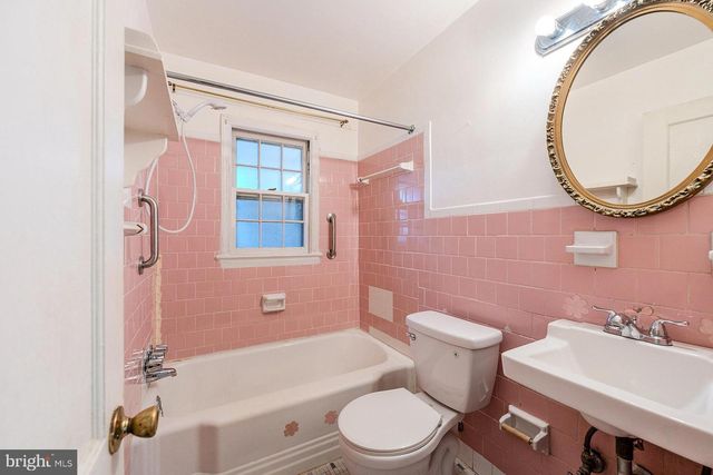 1712 N CULPEPER ST, Arlington, VA 22207