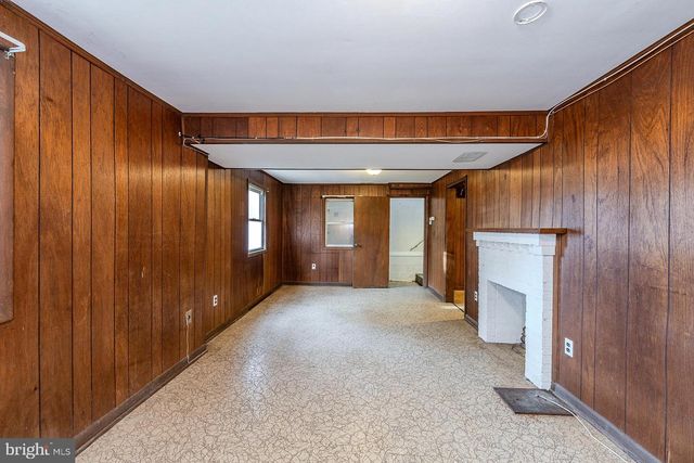 1712 N CULPEPER ST, Arlington, VA 22207