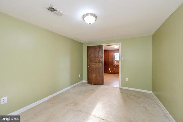 1712 N CULPEPER ST, Arlington, VA 22207