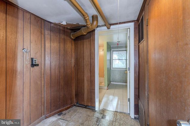 1712 N CULPEPER ST, Arlington, VA 22207