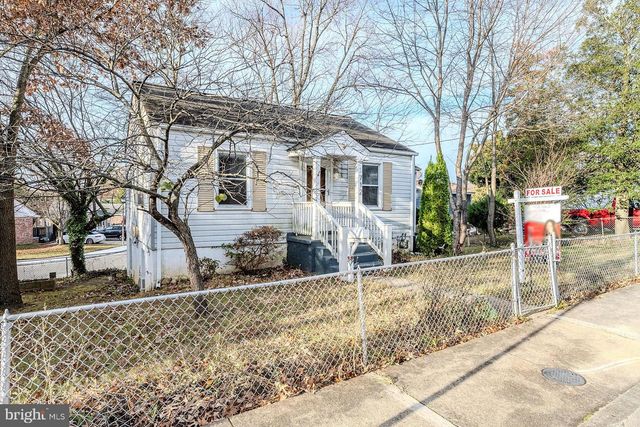 1712 N CULPEPER ST, Arlington, VA 22207
