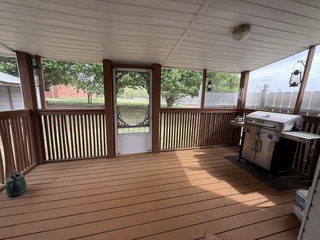 253 Fyke Dr, Athens, TN 37303