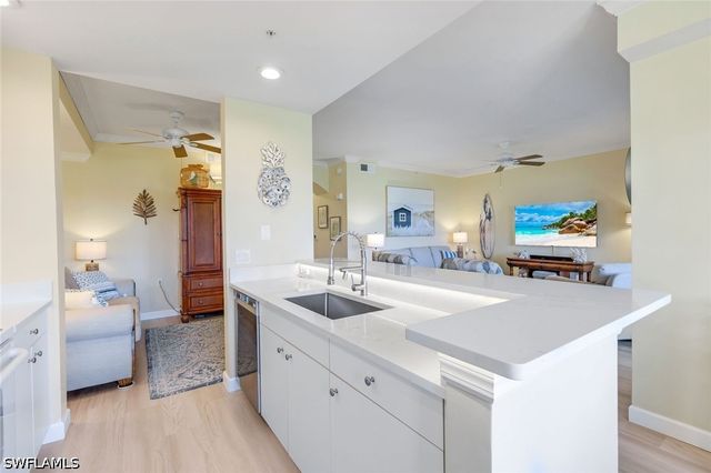 2690 Cypress Trace CIR 3212, Naples, FL 34119