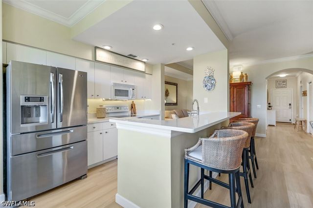 2690 Cypress Trace CIR 3212, Naples, FL 34119