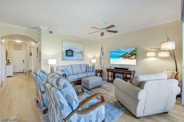 2690 Cypress Trace CIR 3212, Naples, FL 34119