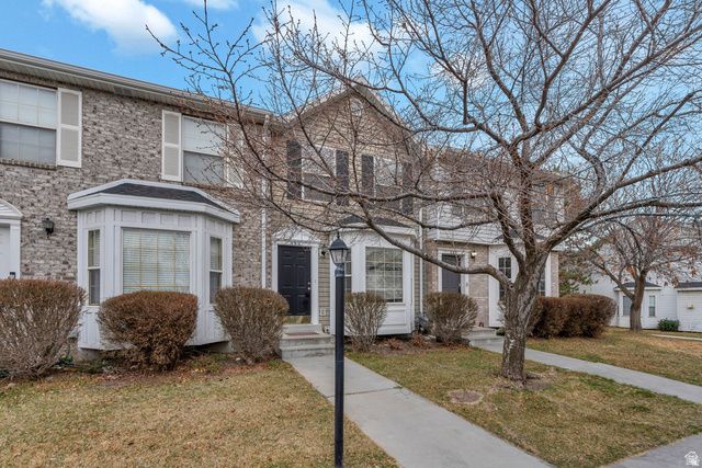 986 N INDEPENDENCE AVE, Provo, UT 84604