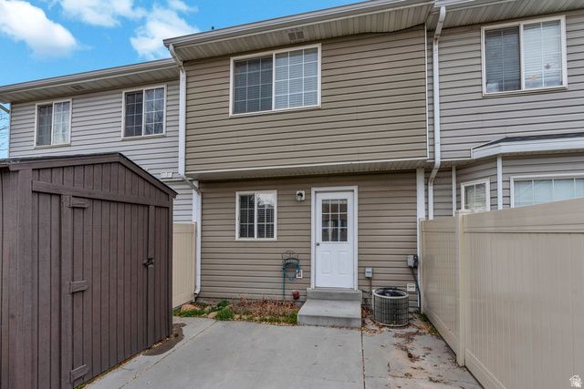 986 N INDEPENDENCE AVE, Provo, UT 84604