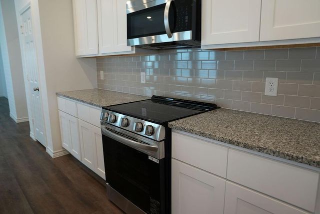 10465 Sugar Mill Drive, Conroe, TX 77306