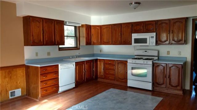 1792 Ash, Wrightwood, CA 92397