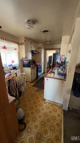 625 White Lane, Bakersfield, CA 93307