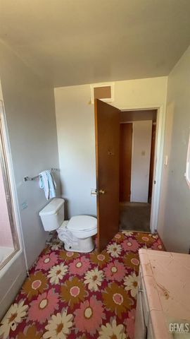 625 White Lane, Bakersfield, CA 93307