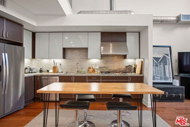 25 Delancy, Irvine, CA 92612