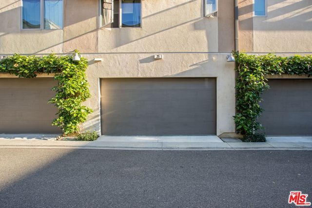 25 Delancy, Irvine, CA 92612