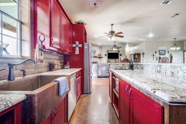 5855 Western Star Drive, Justin, TX 76247