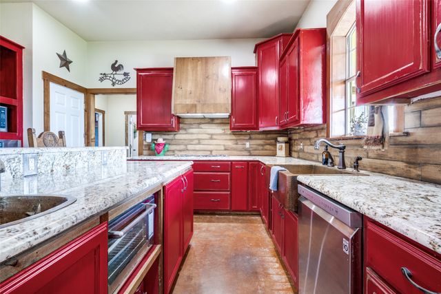 5855 Western Star Drive, Justin, TX 76247