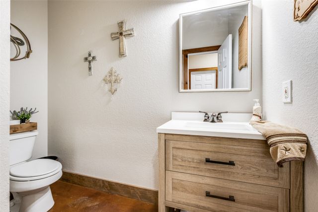 5855 Western Star Drive, Justin, TX 76247