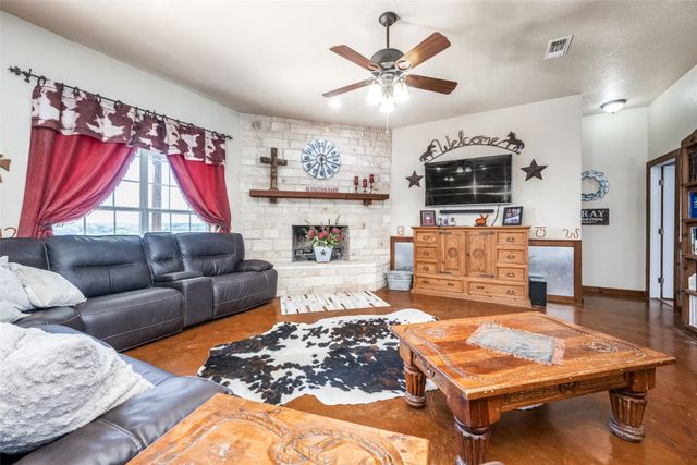 5855 Western Star Drive, Justin, TX 76247