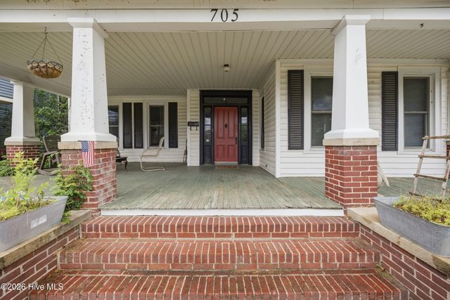 705 N Road Street, Elizabeth City, NC 27909