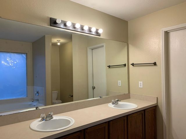 8532 Minturn Drive, Fort Worth, TX 76131