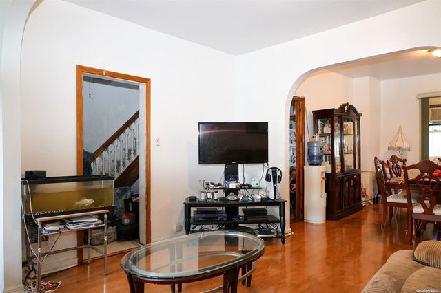 87-63 108th Street, Richmond Hill, NY 11418