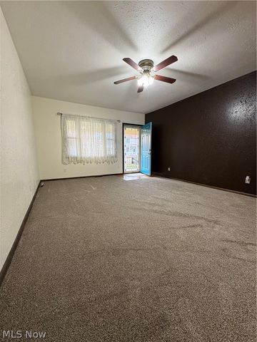 222 High Street, Senecaville, OH 43780