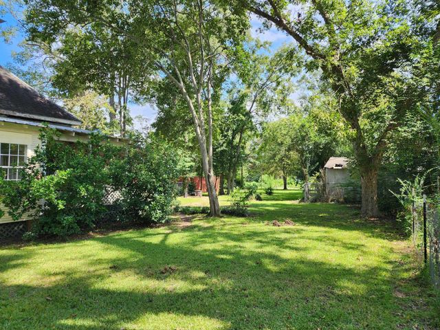 205 S 2nd Street, Logansport, LA 71049