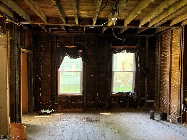 1960 W 48 Street, Cleveland, OH 44102