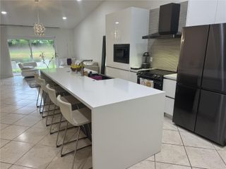 2002 Andromeda Ln, Weston, FL 33327