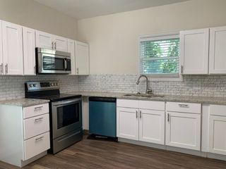 2222 W BOND Street, Denison, TX 75020