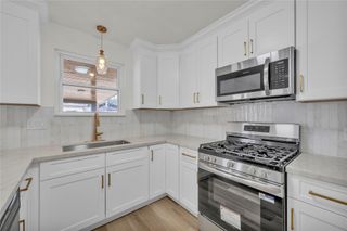 514 Sara DR, Round Rock, TX 78664