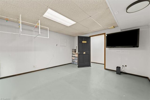 1746 Taylors Creek Drive, Asheboro, NC 27205