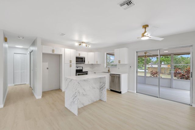 5312 Rose Marie Avenue S, Boynton Beach, FL 33472