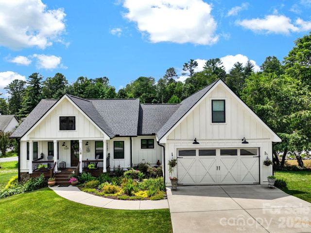 35 Meadow Haven Court, Mills River, NC 28759