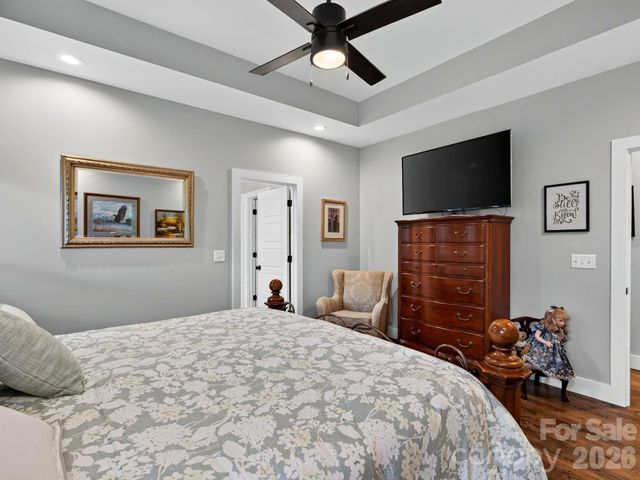 35 Meadow Haven Court, Mills River, NC 28759