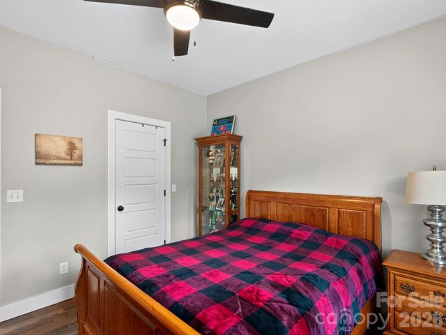 35 Meadow Haven Court, Mills River, NC 28759