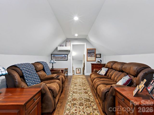 35 Meadow Haven Court, Mills River, NC 28759