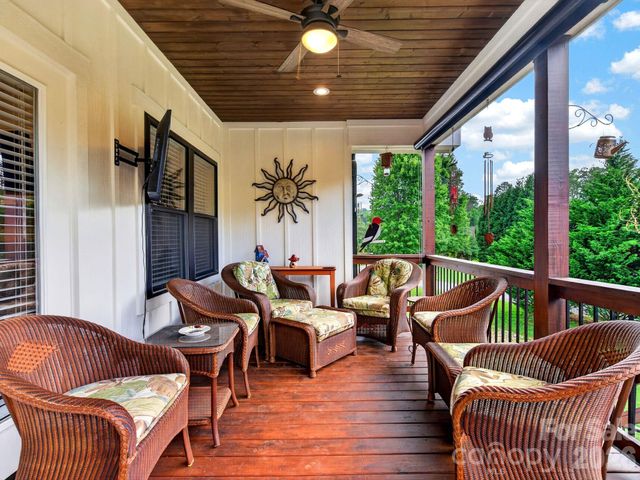 35 Meadow Haven Court, Mills River, NC 28759