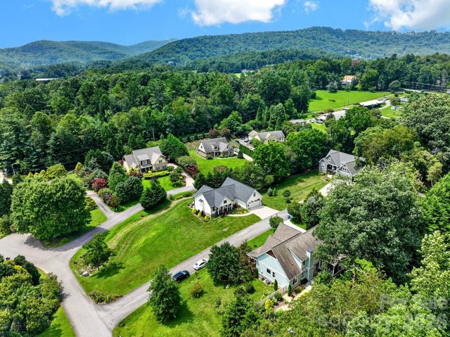 35 Meadow Haven Court, Mills River, NC 28759
